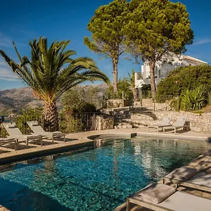 https://360-residences.kefaloniahotels.net